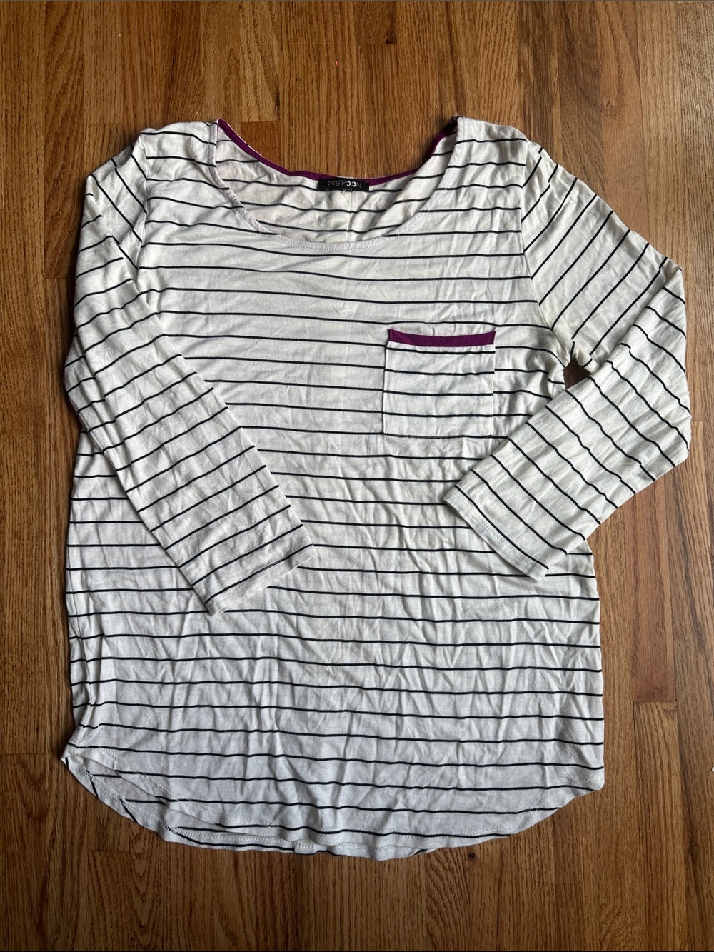 Striped 3/4 Sleeve Pocket Tee with Purple Trim- Women Size Medium
